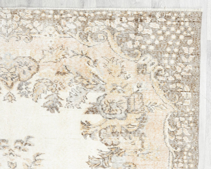 Beige Turkish Oushak Rug 5' 11" x 9' 1" Hand-Knotted pattern