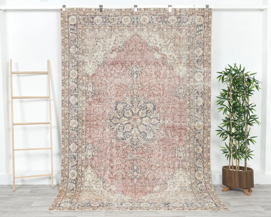 Oushak Rug 5' 8" x 8' 7" | No. VR50494
