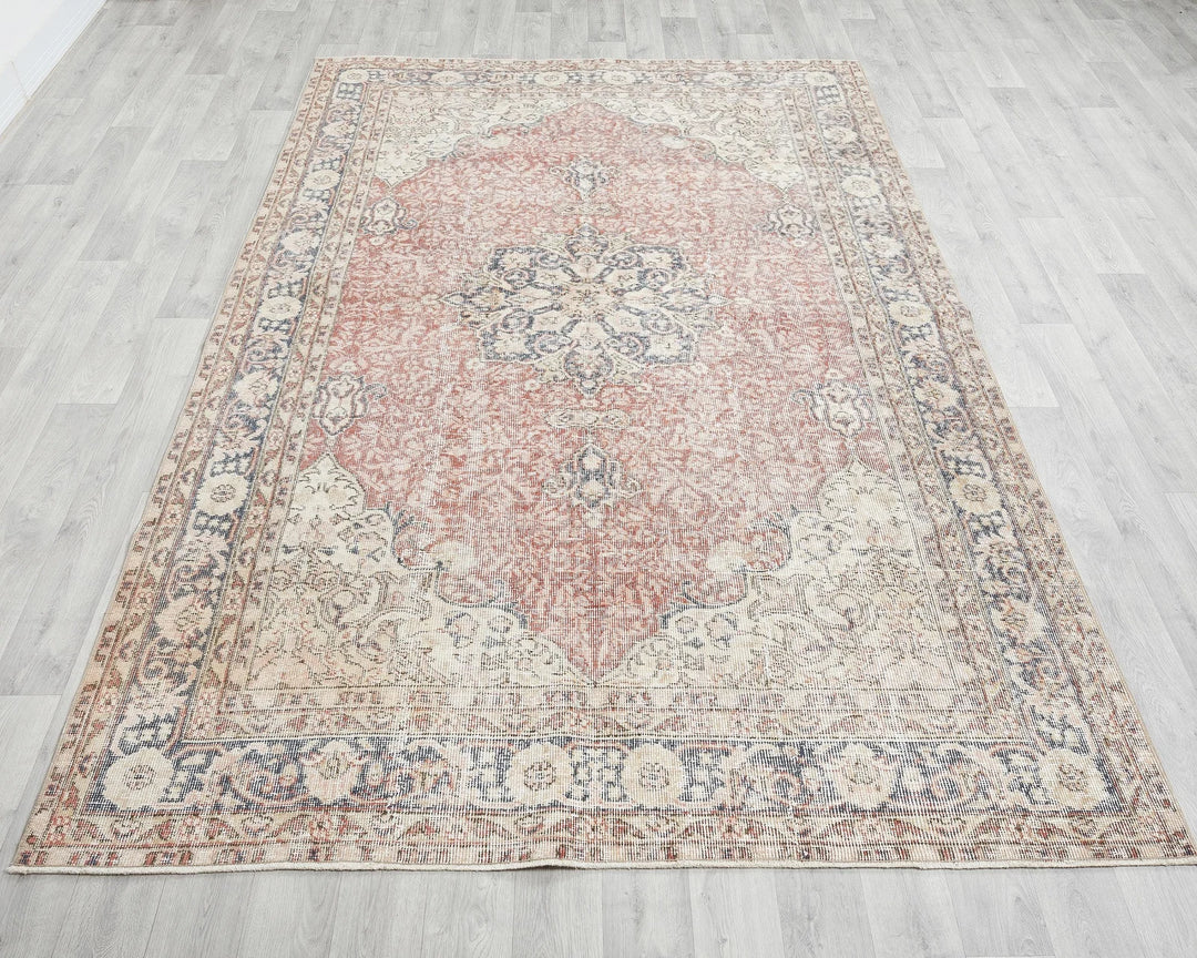 Oushak Rug 5' 8" x 8' 7" | No. VR50494