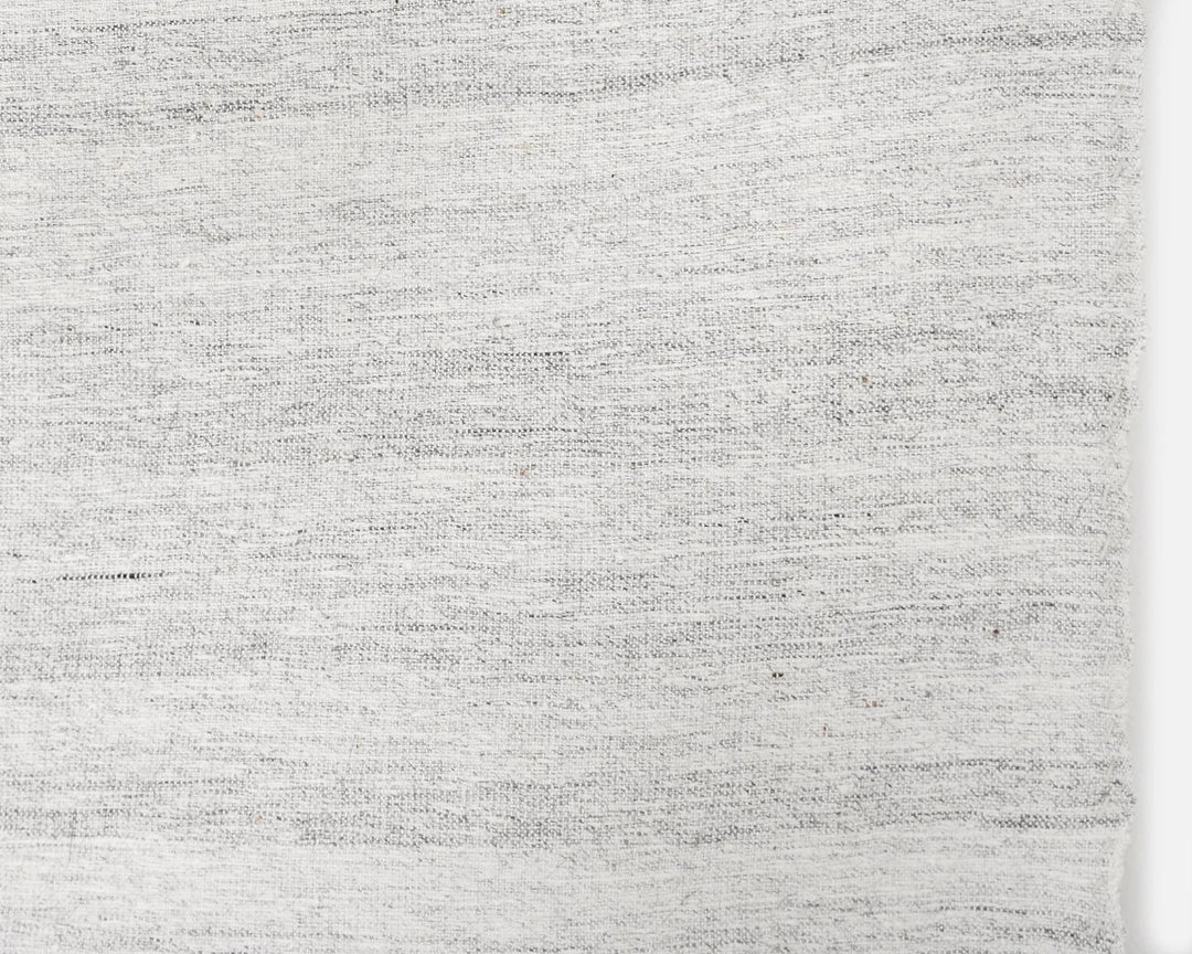 White Kilim Rug 6' 5" x 7' 10" | No. VR50502