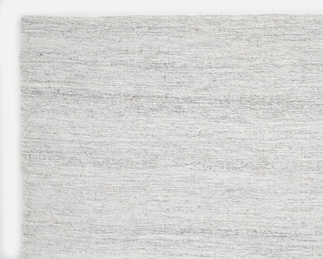 White Kilim Rug 6' 5" x 7' 10" | No. VR50502