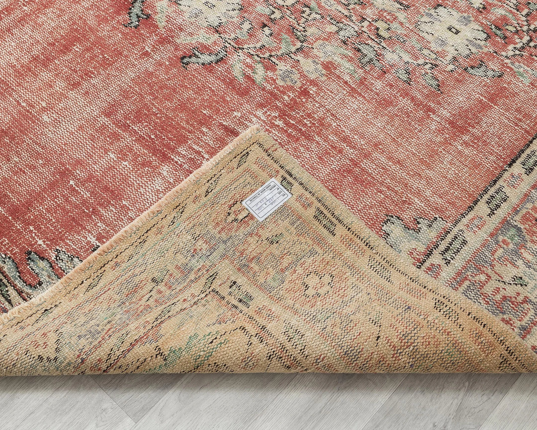 Multicolor Turkish Oushak Rug 6' x 10' Hand-Knotted texture