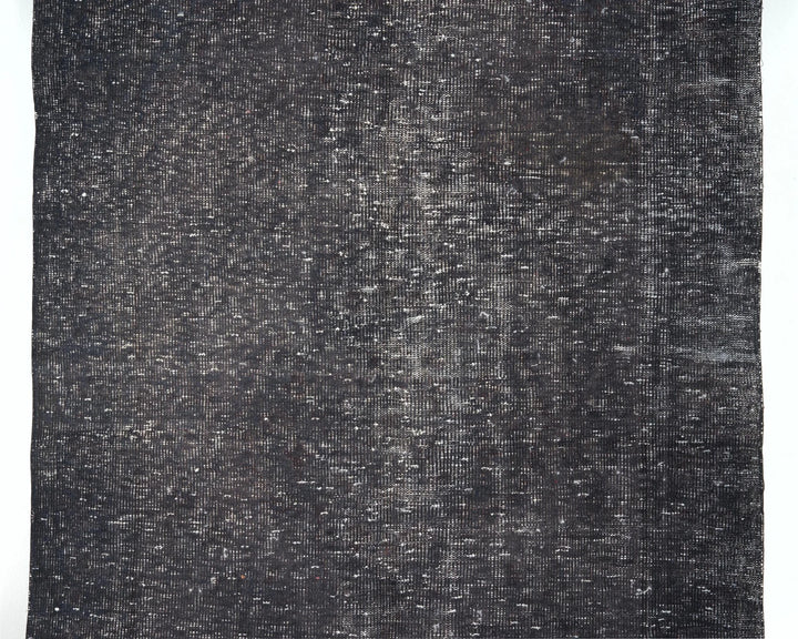 Black Oushak Rug 4' 8" x 8' 5" | No. VR50936