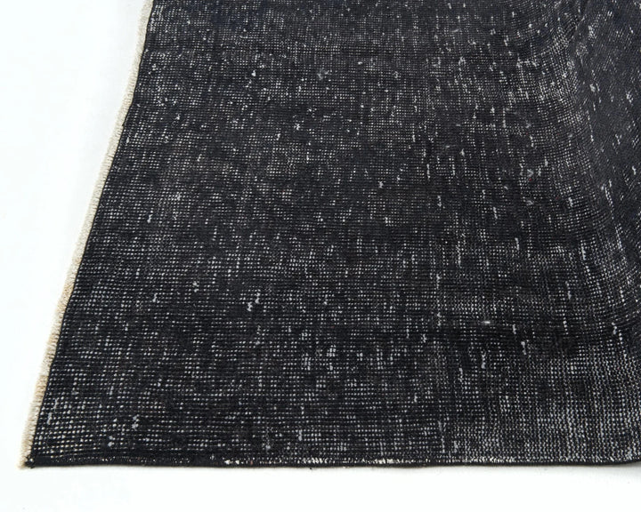 Black Oushak Rug 4' 8" x 8' 5" | No. VR50936