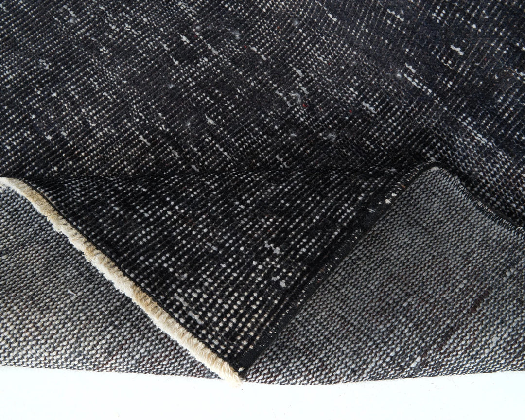 Black Oushak Rug 4' 8" x 8' 5" | No. VR50936