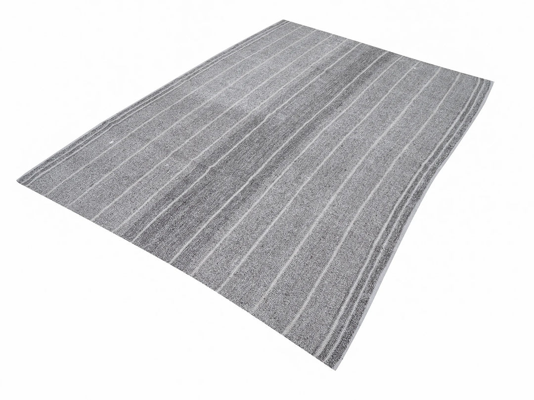 Gray Kilim Rug 5' 11" x 8' 5" | No. VR51017