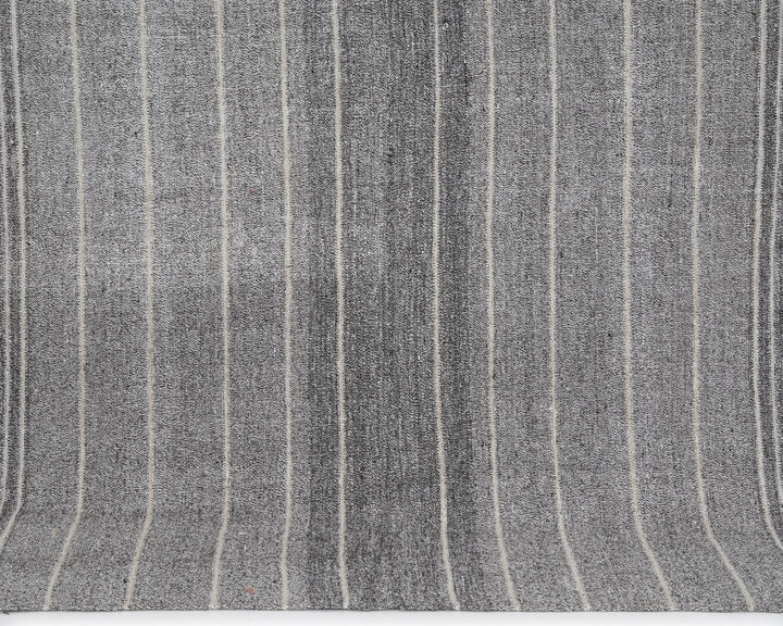 Gray Kilim Rug 5' 11" x 8' 5" | No. VR51017