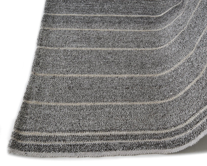 Gray Kilim Rug 5' 11" x 8' 5" | No. VR51017