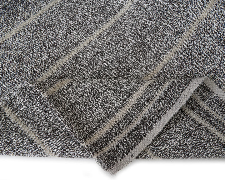 Gray Kilim Rug 5' 11" x 8' 5" | No. VR51017