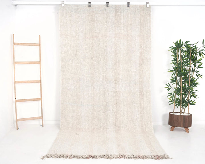 White Turkish Kilim Rug 9' 2" x 4' 9" Flat-Weave | No. VR51520