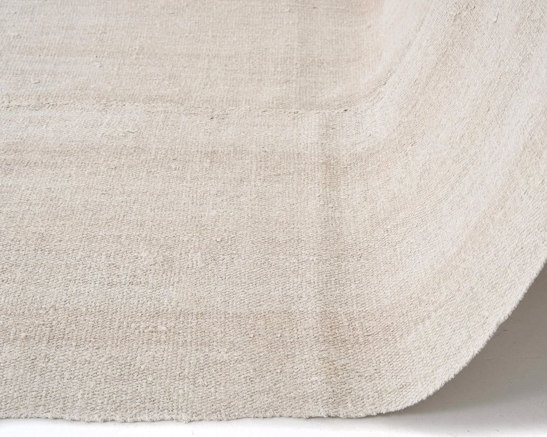 White Turkish Kilim Rug 9' 2" x 4' 9" Flat-Weave | No. VR51520