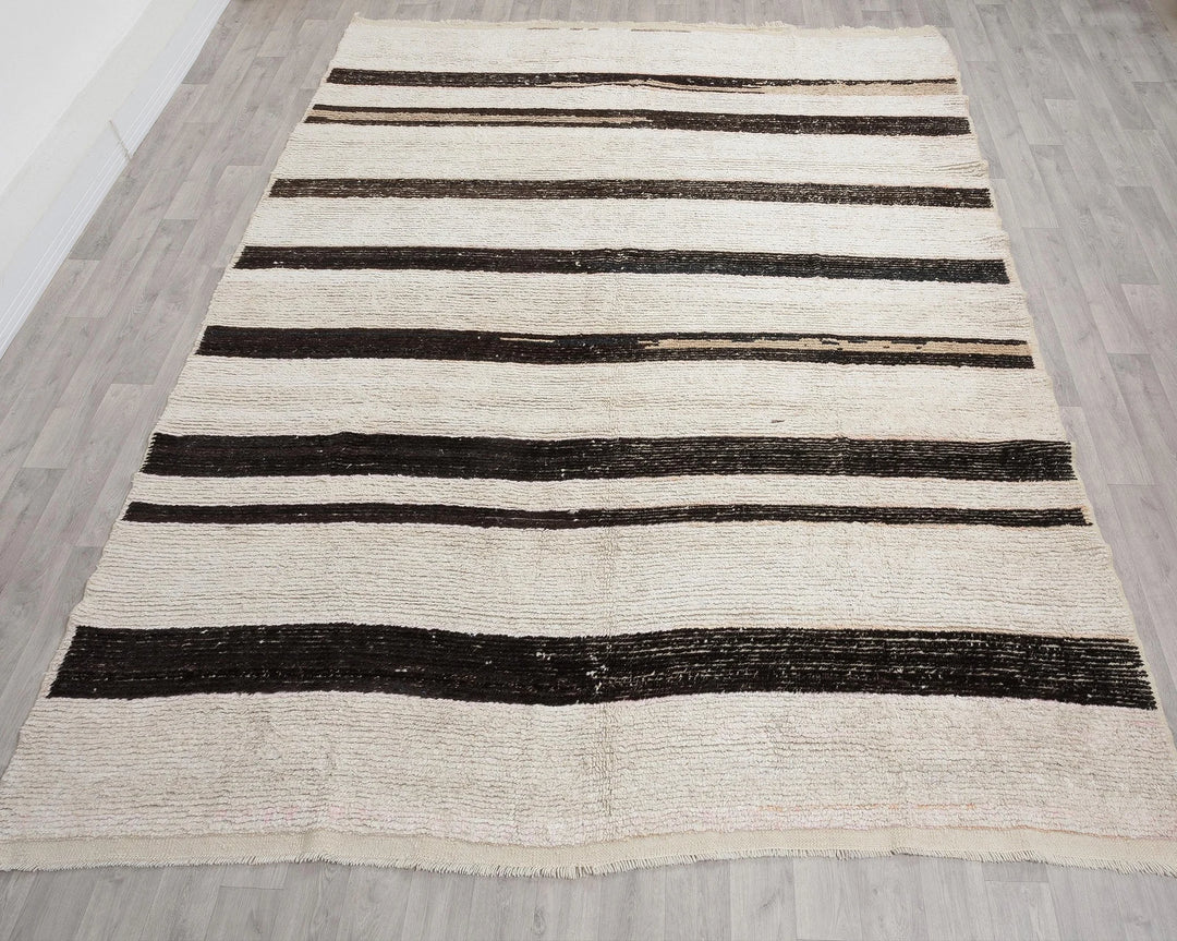 Black Turkish Vintage Rug 8' x 9' 10" Hand-Knotted | No. VR51522