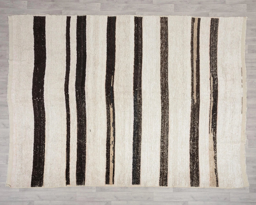 Black Turkish Vintage Rug 8' x 9' 10" Hand-Knotted | No. VR51522