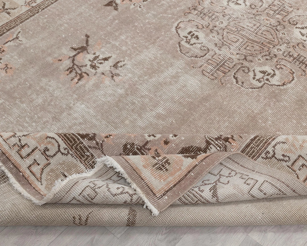 Beige Turkish Oushak Rug 6'1" x 9'8" Hand-Knotted | No. VR51554