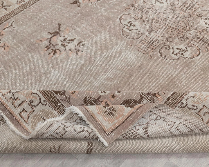 Beige Turkish Oushak Rug 6'1" x 9'8" Hand-Knotted | No. VR51554