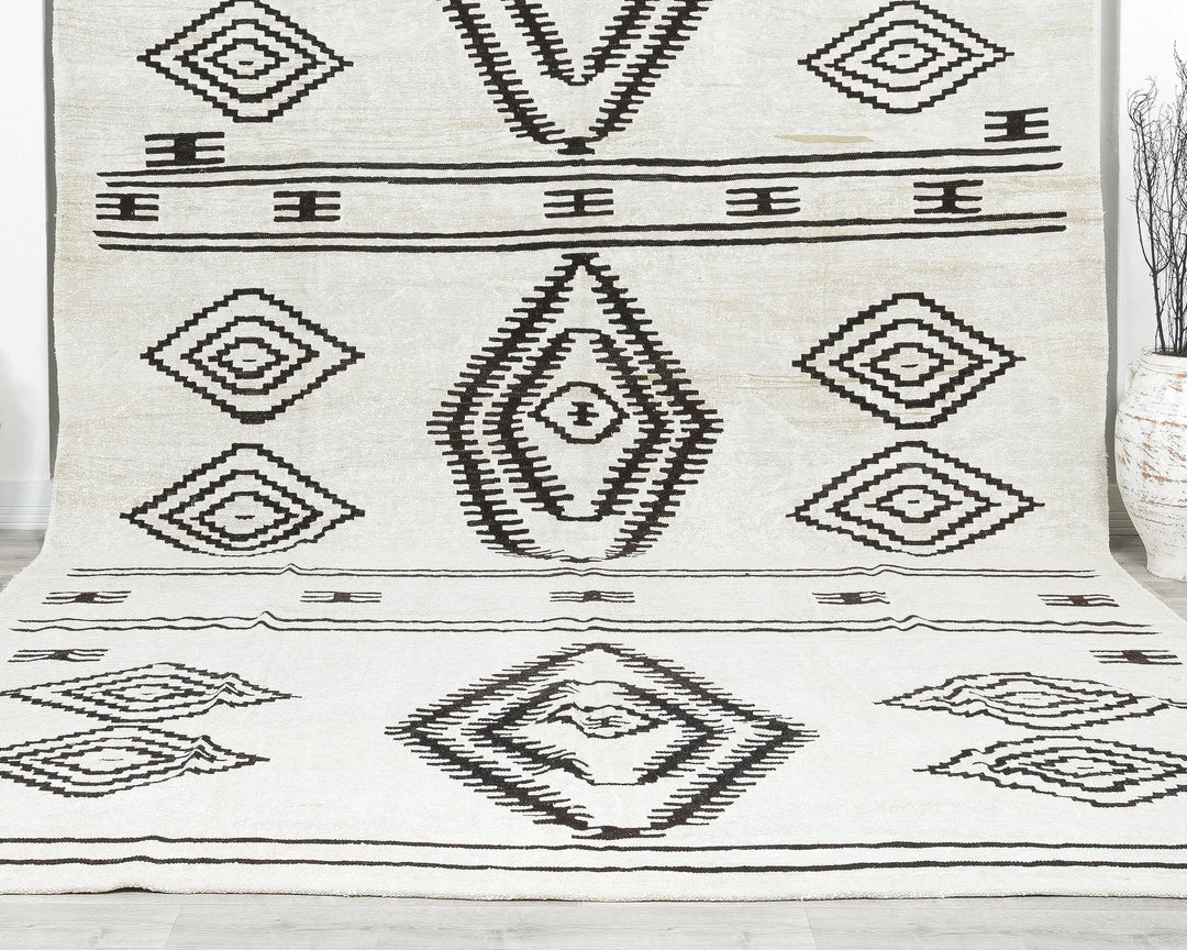 Black Kilim Rug 10' x 13' | No. VR51637