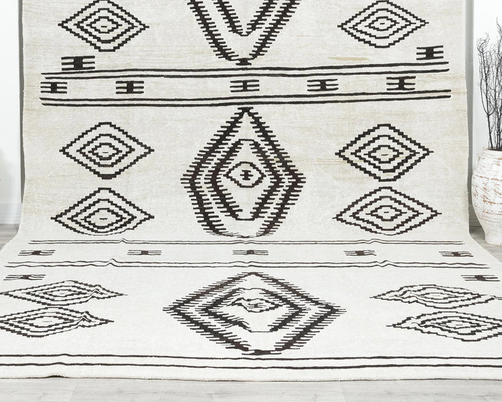 Black Kilim Rug 10' x 13' | No. VR51637