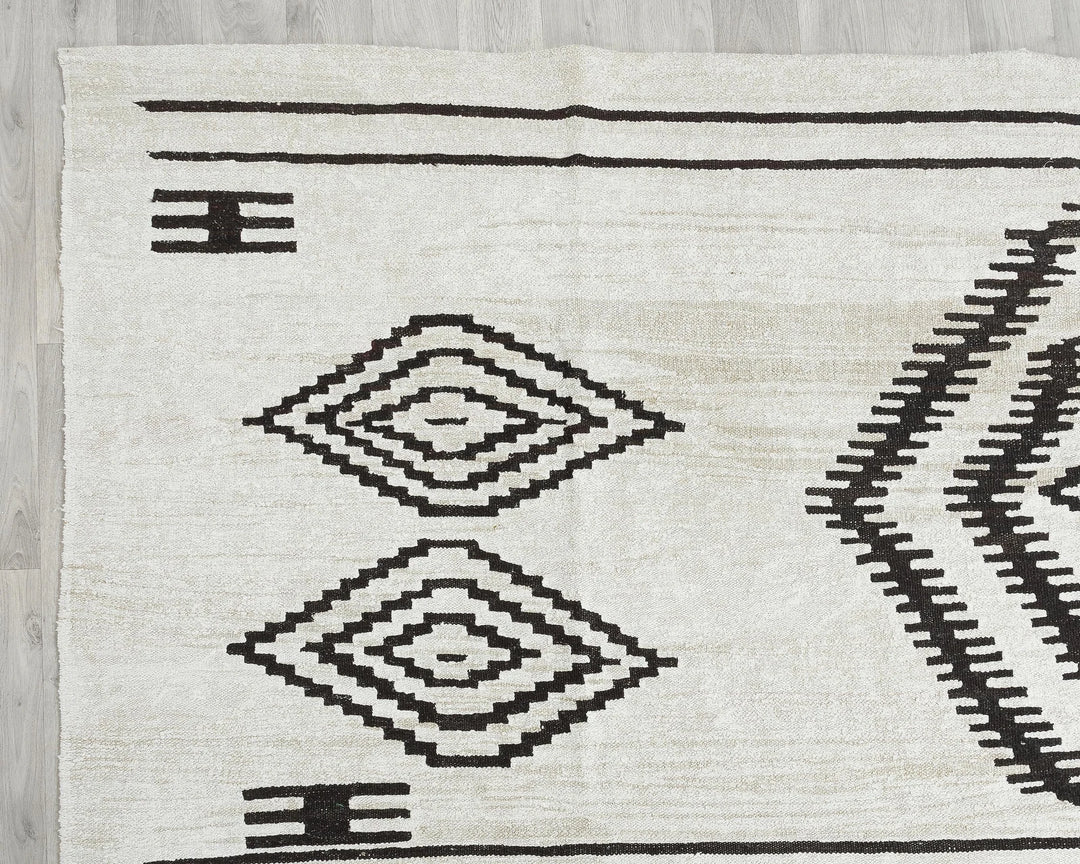 Black Kilim Rug 10' x 13' | No. VR51637
