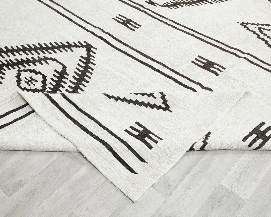 Black Kilim Rug 10' x 13' | No. VR51637