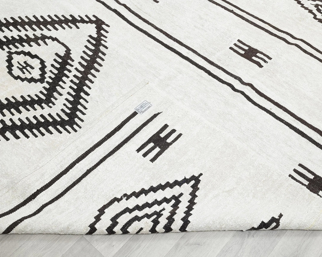 Black Kilim Rug 10' x 13' | No. VR51637