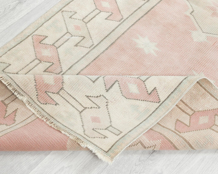 Beige Turkish Oushak Rug 2'7" x 6'2" Hand-Knotted | No. VR51816