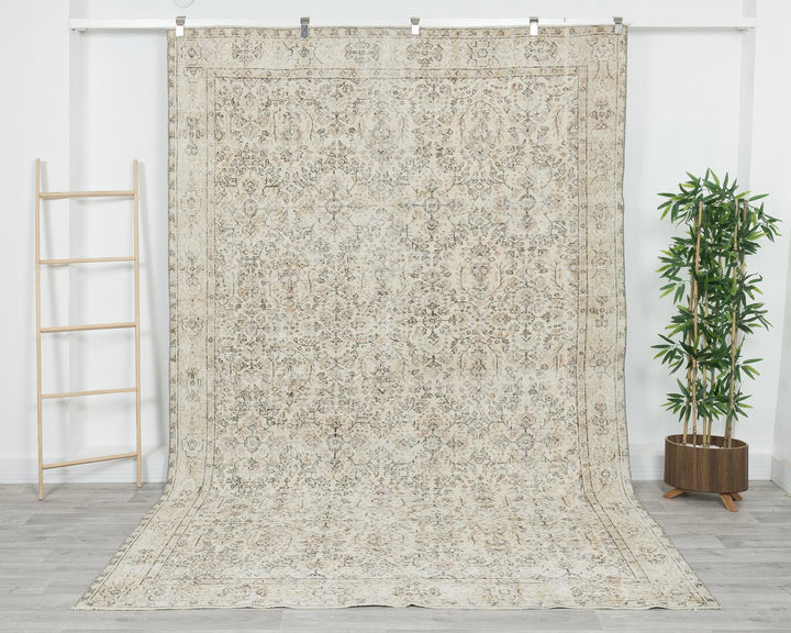 Beige Turkish Oushak Rug 6'11" x 10'4" Hand-Knotted | No. VR51862