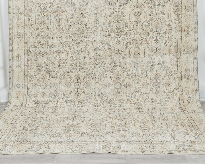 Beige Turkish Oushak Rug 6'11" x 10'4" Hand-Knotted | No. VR51862