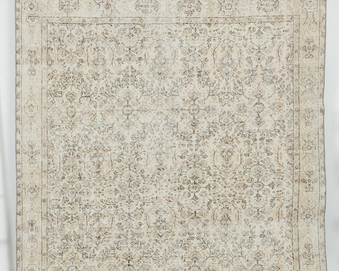 Beige Turkish Oushak Rug 6'11" x 10'4" Hand-Knotted | No. VR51862