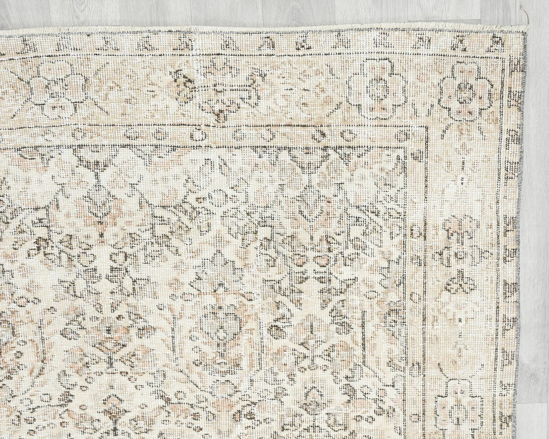 Beige Turkish Oushak Rug 6'11" x 10'4" Hand-Knotted | No. VR51862