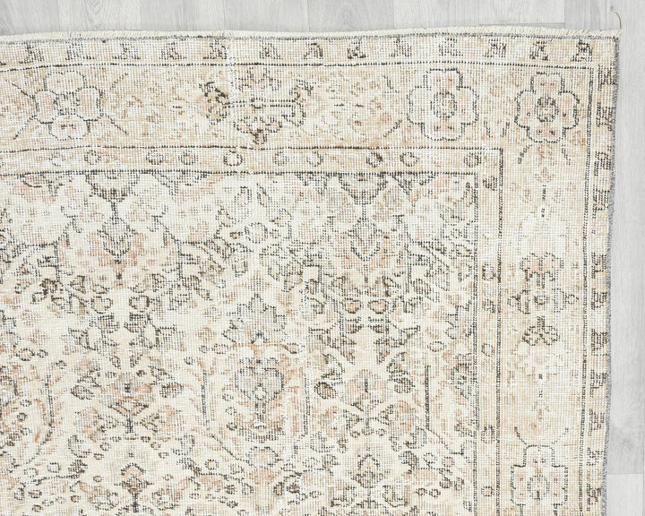 Beige Turkish Oushak Rug 6'11" x 10'4" Hand-Knotted | No. VR51862