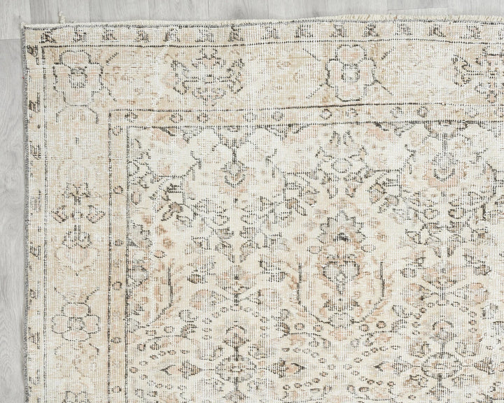 Beige Turkish Oushak Rug 6'11" x 10'4" Hand-Knotted | No. VR51862