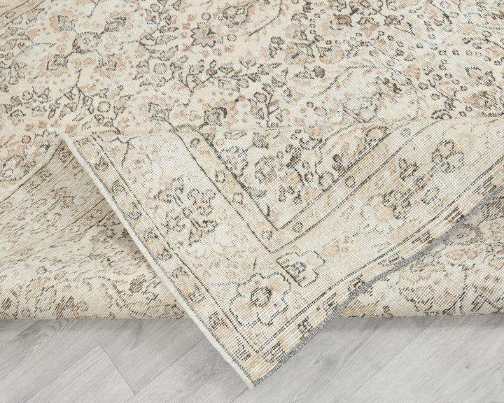 Beige Turkish Oushak Rug 6'11" x 10'4" Hand-Knotted | No. VR51862