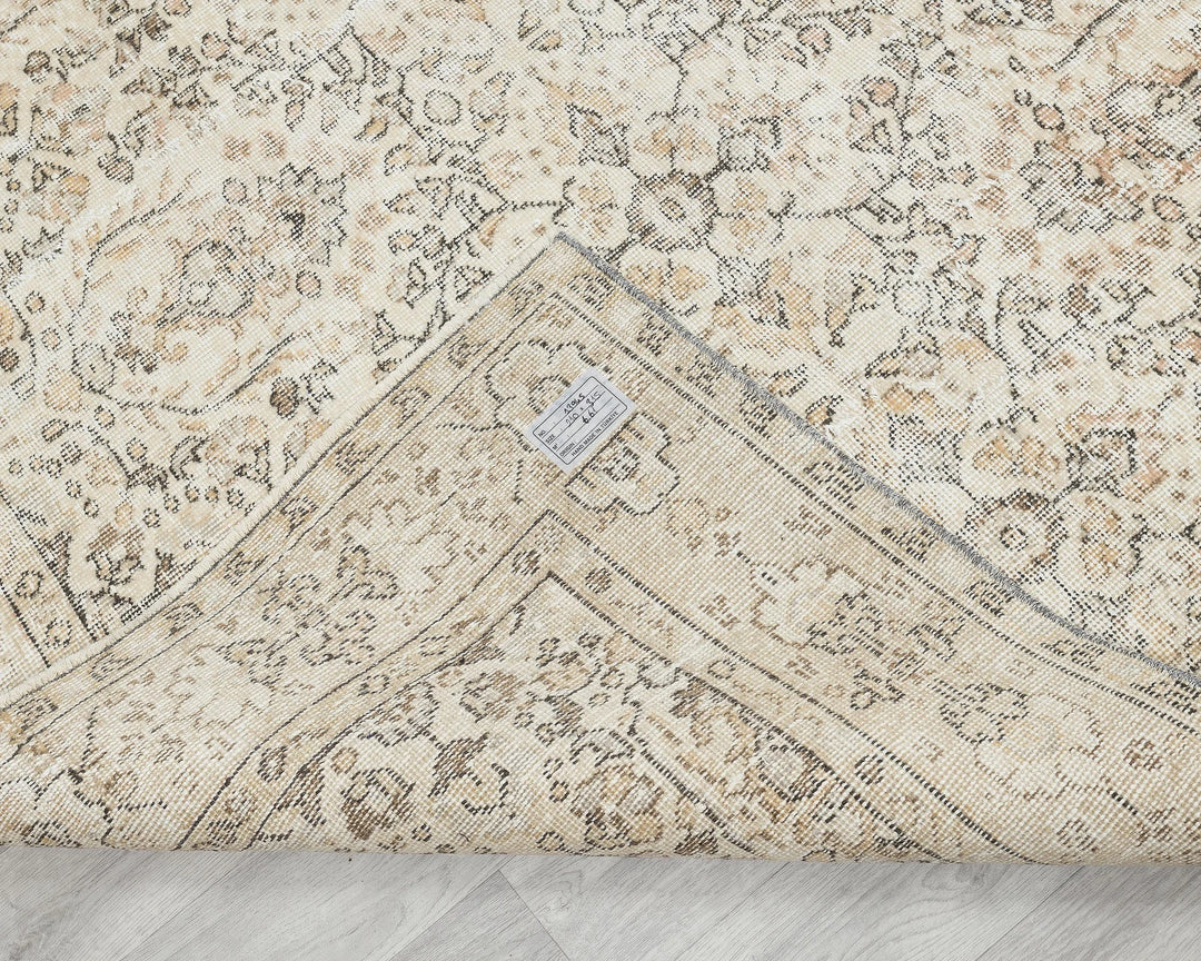 Beige Turkish Oushak Rug 6'11" x 10'4" Hand-Knotted | No. VR51862