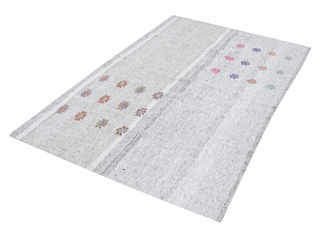 Gray Kilim Rug 4' 10" x 7' 5" | No. VR51929