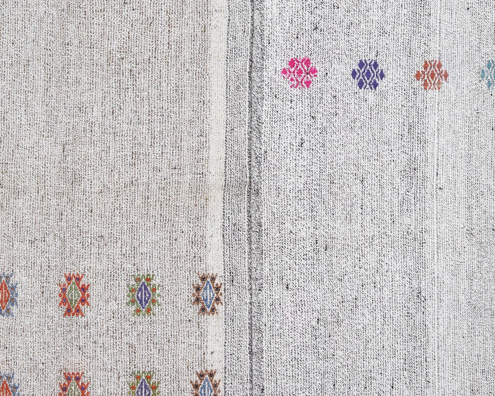 Gray Kilim Rug 4' 10" x 7' 5" | No. VR51929