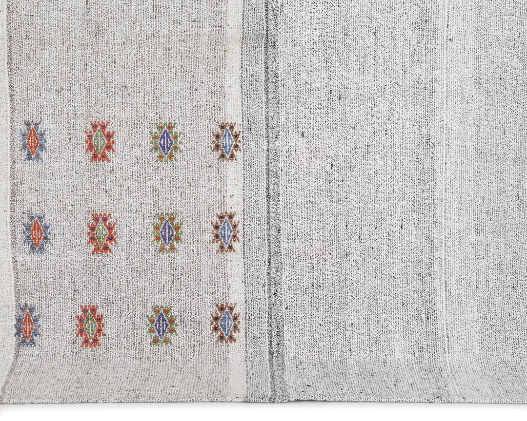 Gray Kilim Rug 4' 10" x 7' 5" | No. VR51929