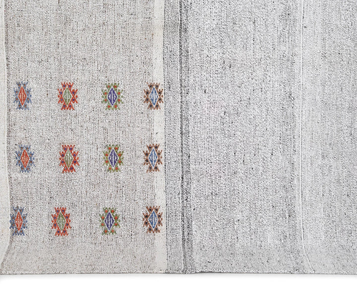 Gray Kilim Rug 4' 10" x 7' 5" | No. VR51929
