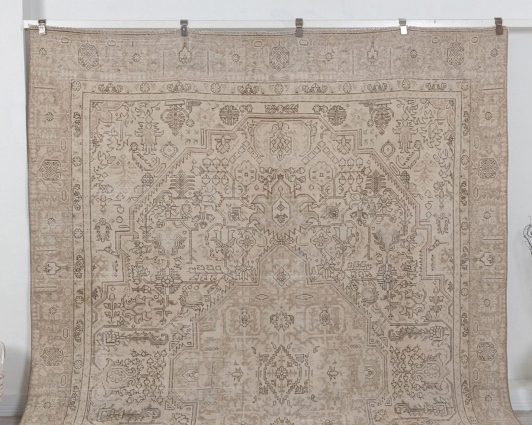 Beige Turkish Oushak Rug 8'8" x 11'6" Hand-Knotted | No. VR52081