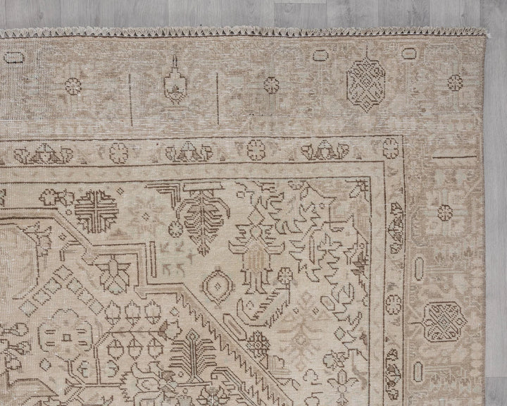 Beige Turkish Oushak Rug 8'8" x 11'6" Hand-Knotted | No. VR52081