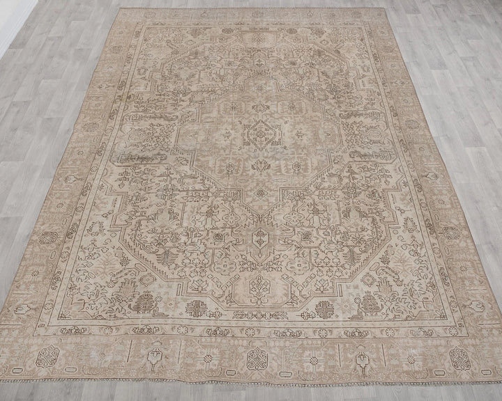 Beige Turkish Oushak Rug 8'8" x 11'6" Hand-Knotted | No. VR52081