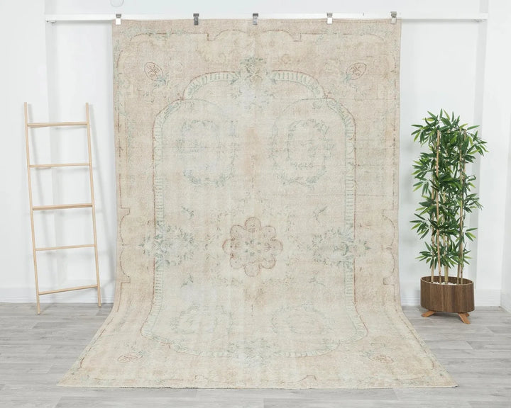 Beige Turkish Oushak Rug 10' 8" x 6' 9" Hand-Knotted | No. VR52421