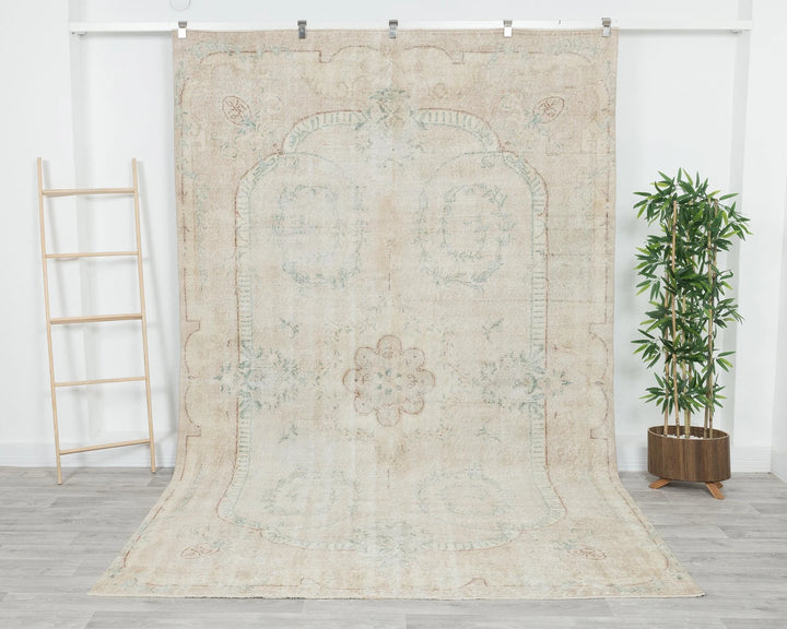 Beige Turkish Oushak Rug 10' 8" x 6' 9" Hand-Knotted | No. VR52421