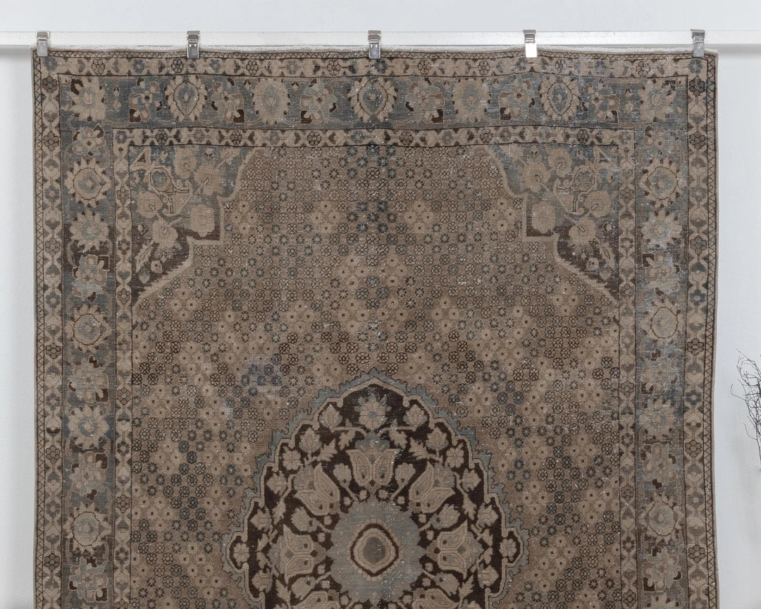 Oushak Rug 6' 9" x 10' 2" | No. VR52536