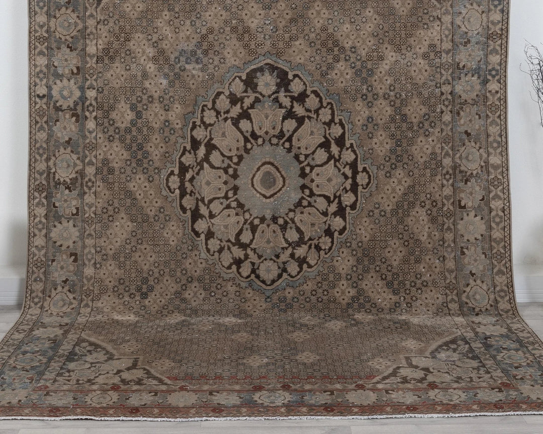 Oushak Rug 6' 9" x 10' 2" | No. VR52536