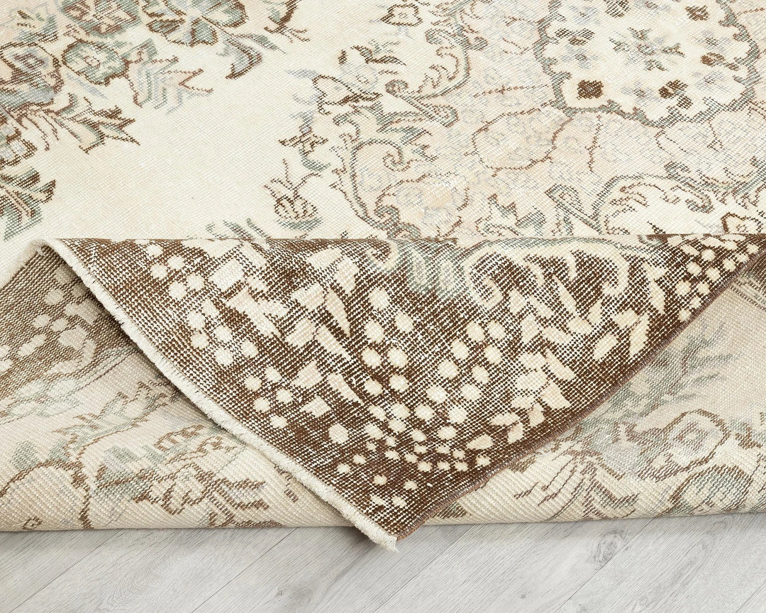 Beige Turkish Oushak Rug 6'1" x 9'2" Hand-Knotted | No. VR52551