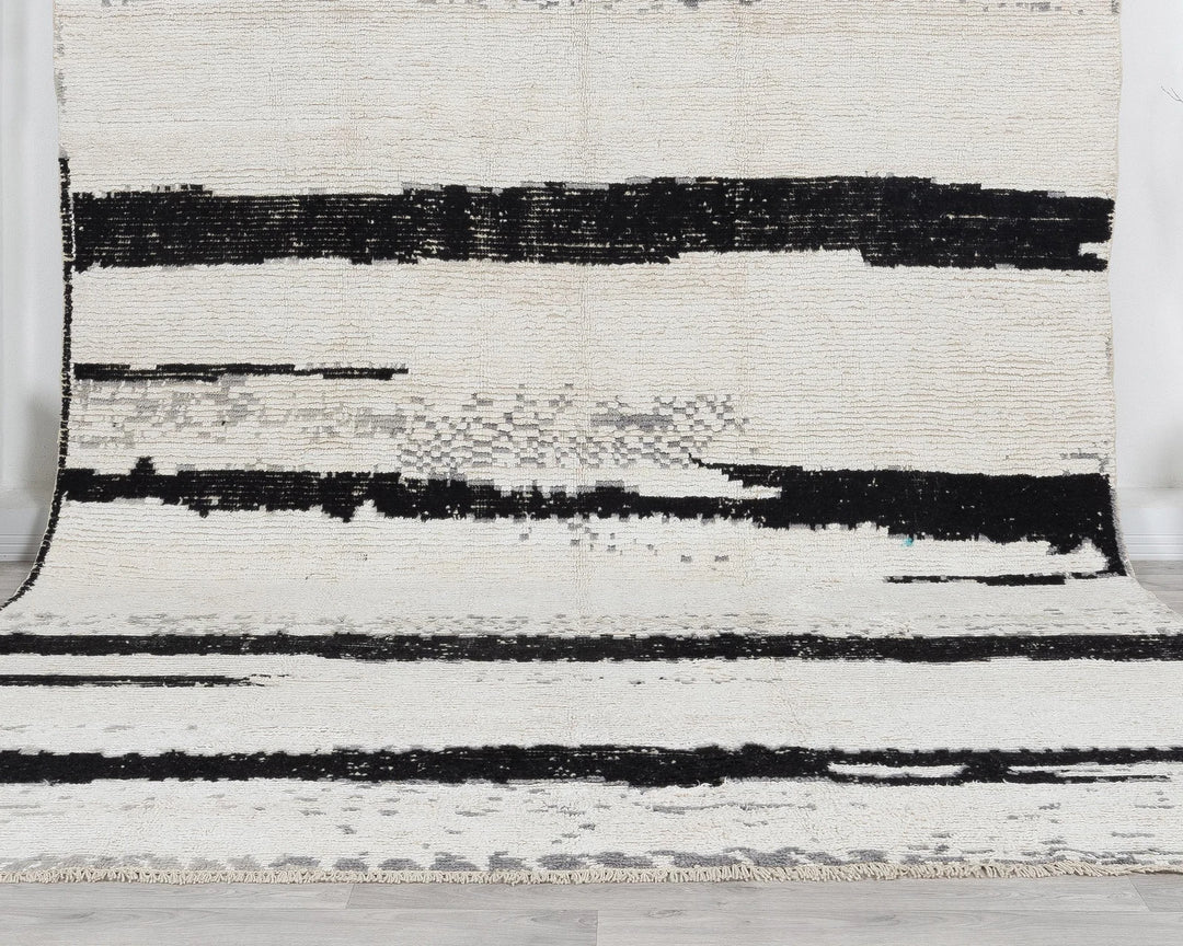 Black Vintage Turkish Rug 7' 7" x 11' 5" | No. VR52589