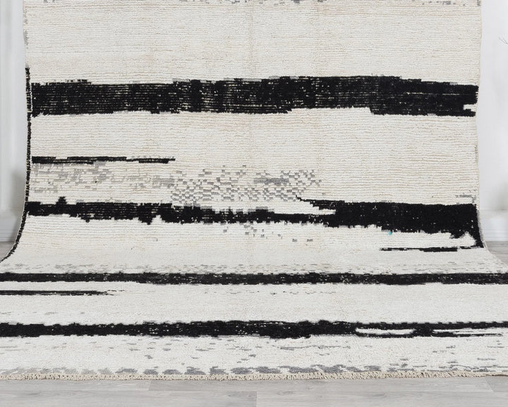 Black Vintage Turkish Rug 7' 7" x 11' 5" | No. VR52589
