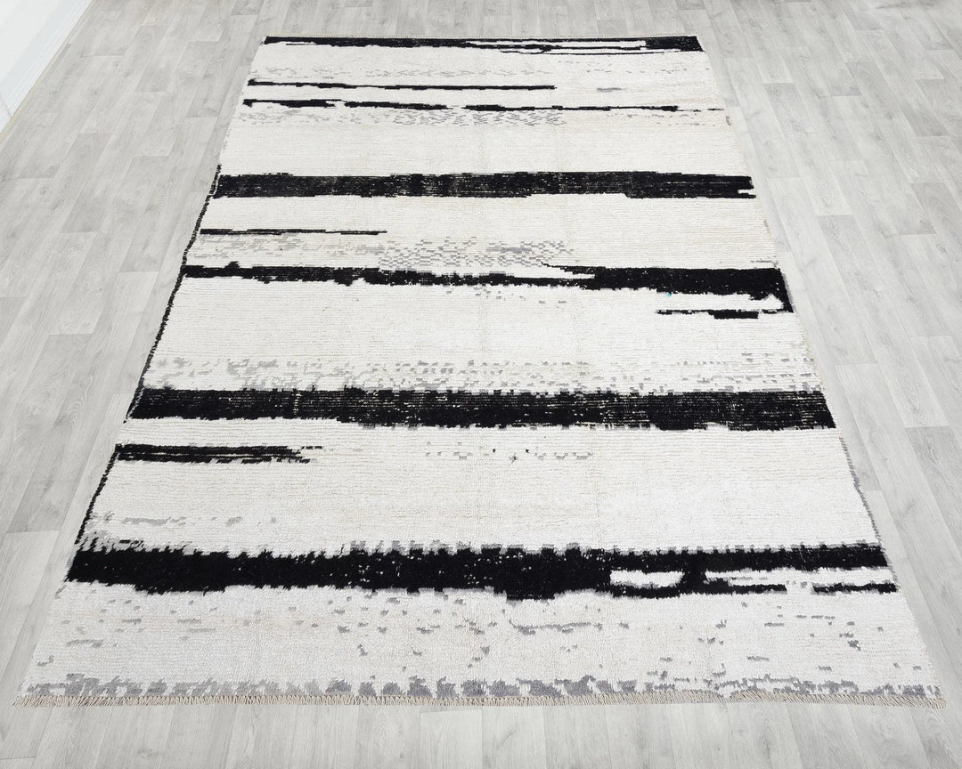 Black Vintage Turkish Rug 7' 7" x 11' 5" | No. VR52589