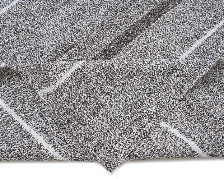 Gray Kilim Rug 4' 11" x 7' 4" | No. VR52700