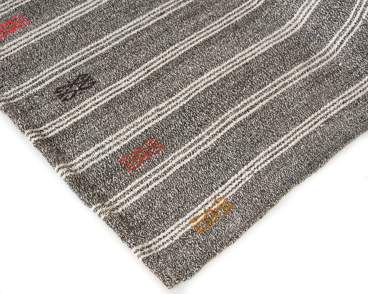 Gray Kilim Rug 6' 1" x 8' 3" | No. VR52917